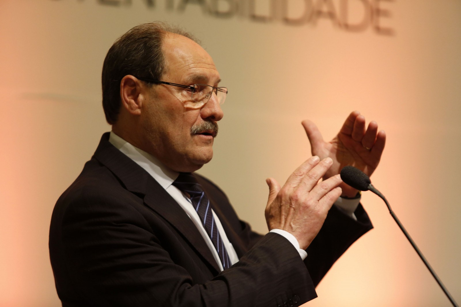 O governador José Ivo Sartori também participou do 6º Fórum ADCE para Sustentabilidade.