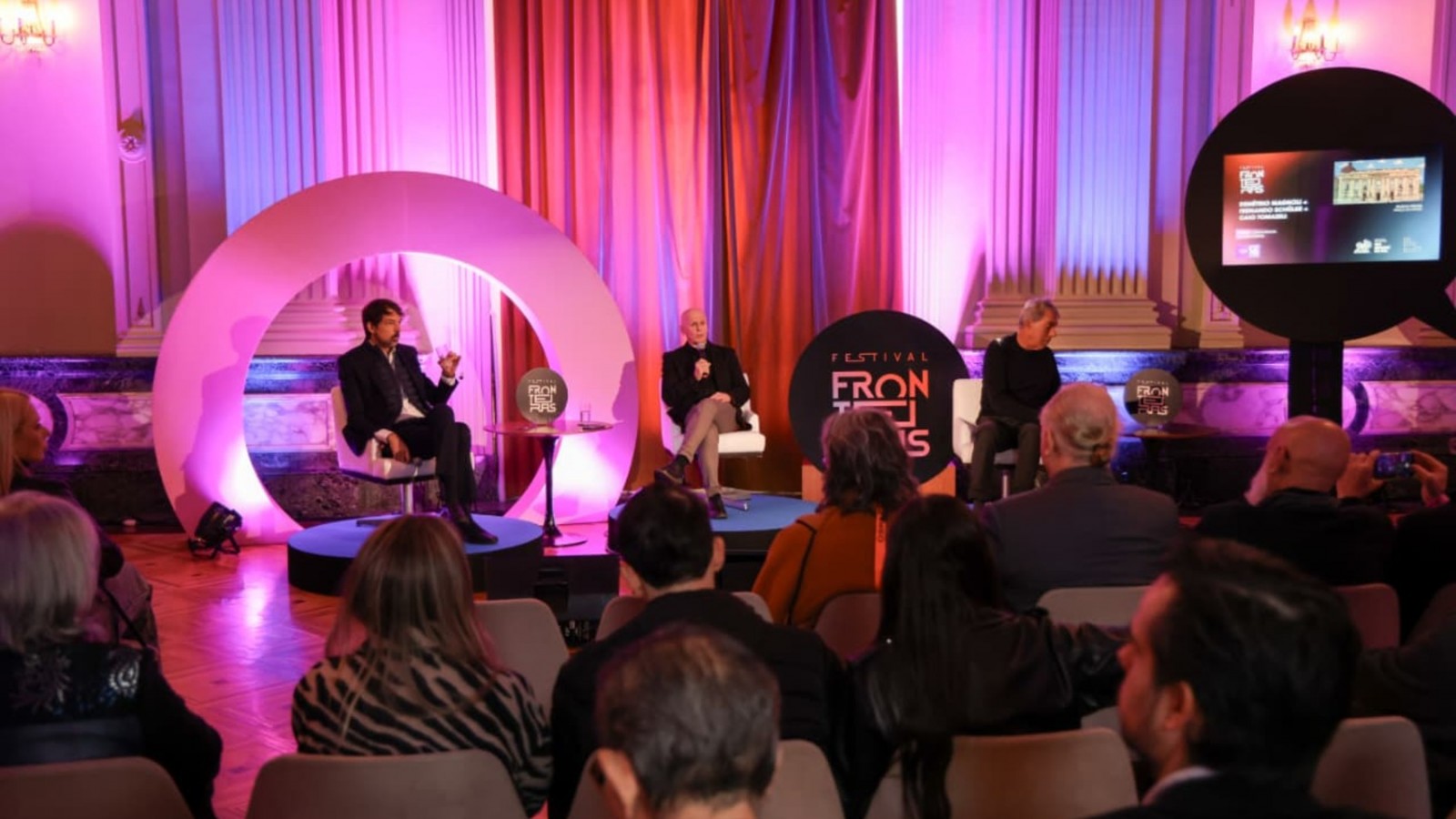Secret&aacute;rio de Comunica&ccedil;&atilde;o media painel com Dem&eacute;trio Magnoli e Fernando Sch&uuml;ler no Festival Fronteiras